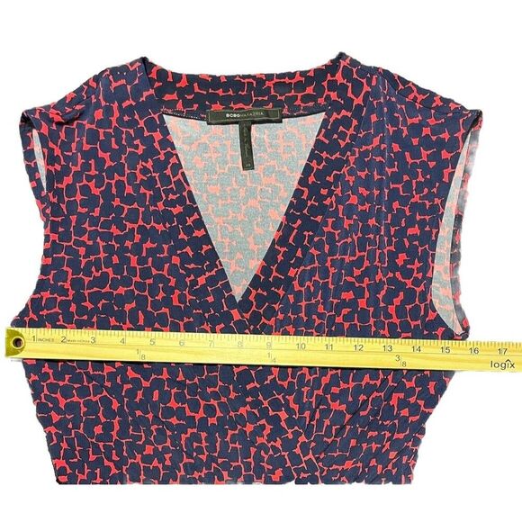 BCBGMaxazria Wrap Dress Women’s Size XS Red Blue V-neck Pleated Knee Length - Picture 7 of 9